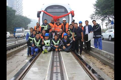 tn_cn-zhuhai_tram_with_team.jpg